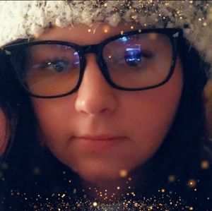 Meet your Posher, Candice